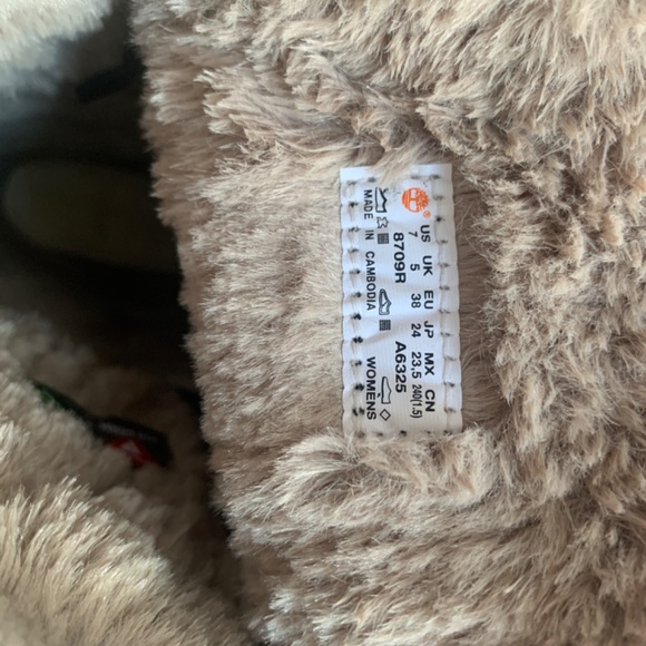 Brand New Winter Boots - Timberland - Women size 7 US - Picture 7 of 7